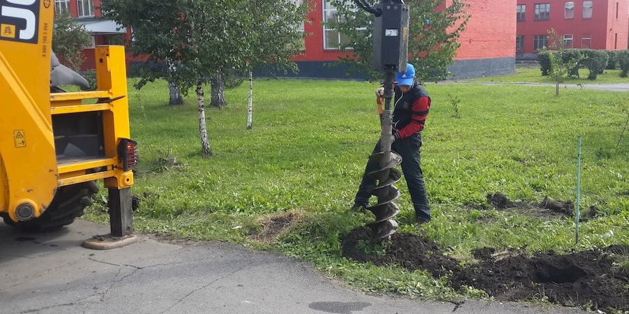 Услуги по бурению грунта под столбы и фундамент в Мурманской области