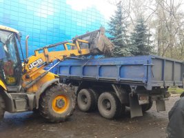 Поиск техники для вывоза и уборки строительного мусора стоимость услуг и где заказать - Кировск